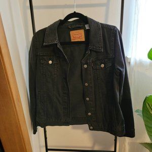 Like New Levi's Black Denim Jacket
